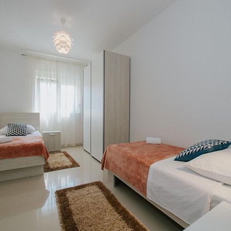 Luxury Apartment Di Trogir Exteriör bild