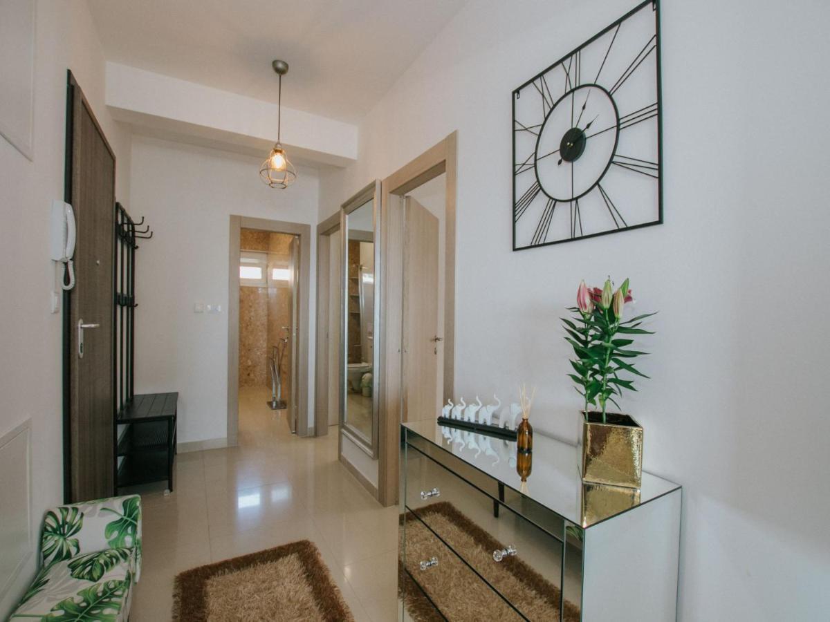Luxury Apartment Di Trogir Exteriör bild